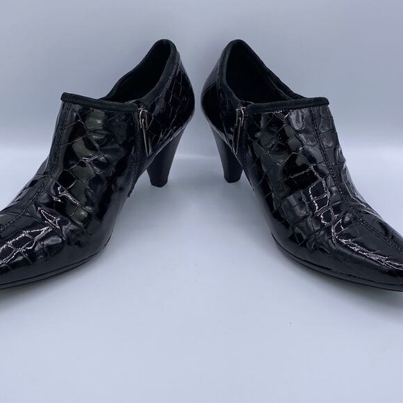 Aquatalia by Marvin K. Black Patent Leather Croc Embossed Side Zip Ankle Boots 8 - Picture 6 of 13